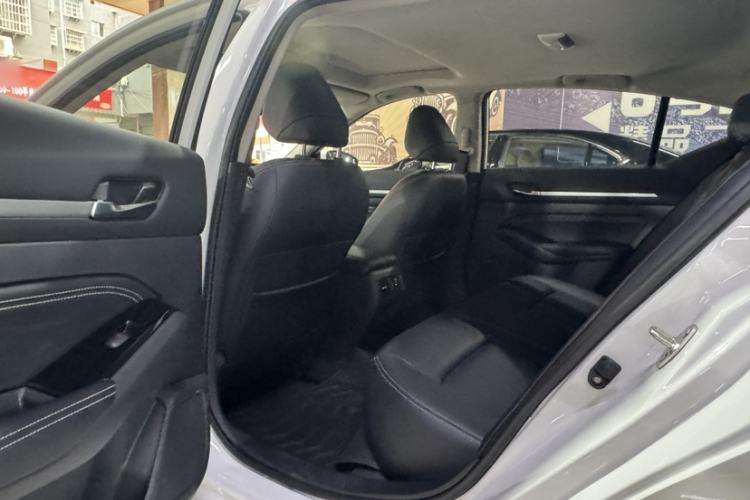 Used Nissan Teana 2024 2.0L XE Genuine Edition Interior 3