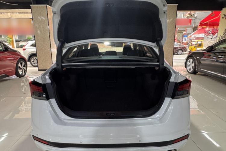 Used Nissan Teana 2024 2.0L XE Genuine Edition Interior 4