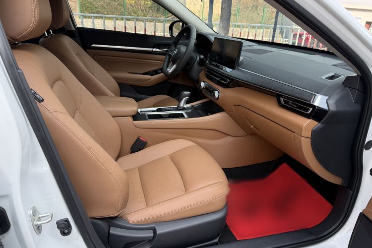 Used Nissan Teana 2024 2.0L XE Genuine Edition Interior 4
