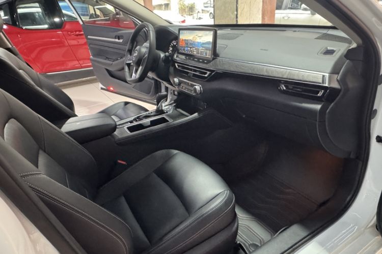 Used Nissan Teana 2024 2.0L XE Genuine Edition Interior 6