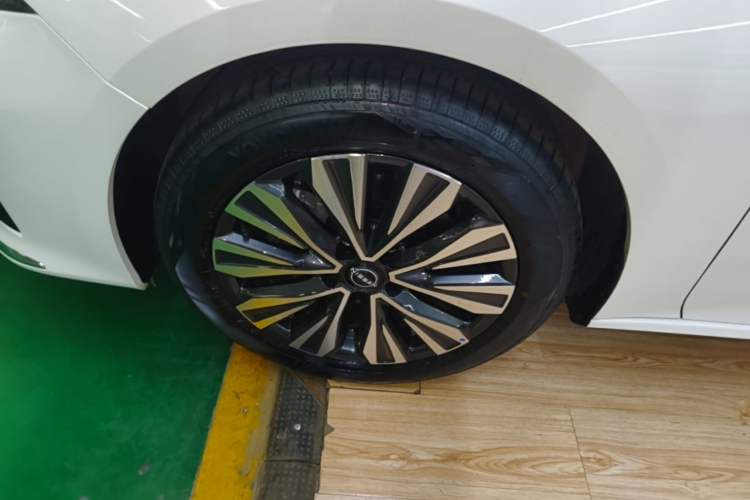Used Nissan Teana 2024 2.0L XE Genuine Edition Left Front Wheel Hub