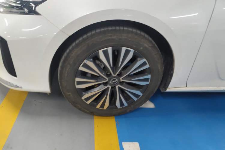 Used Nissan Teana 2024 2.0L XE Genuine Edition Left Front Wheel Hub