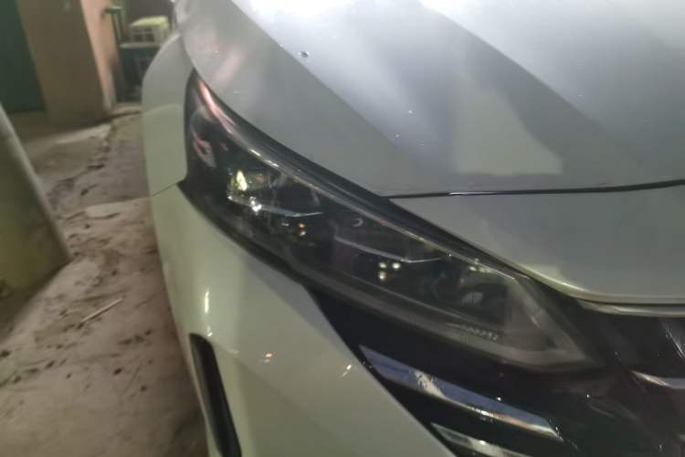 Used Nissan Teana 2024 2.0L XE Genuine Edition Right Front Headlight