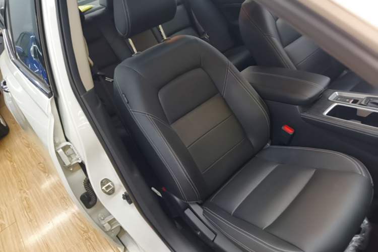 Used Nissan Teana 2024 2.0L XE Genuine Edition Right Front Seat