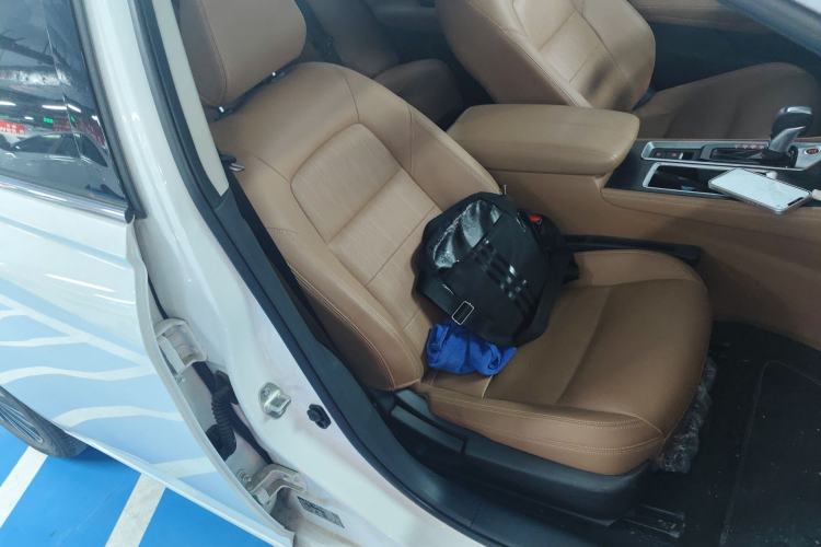 Used Nissan Teana 2024 2.0L XE Genuine Edition Right Front Seat