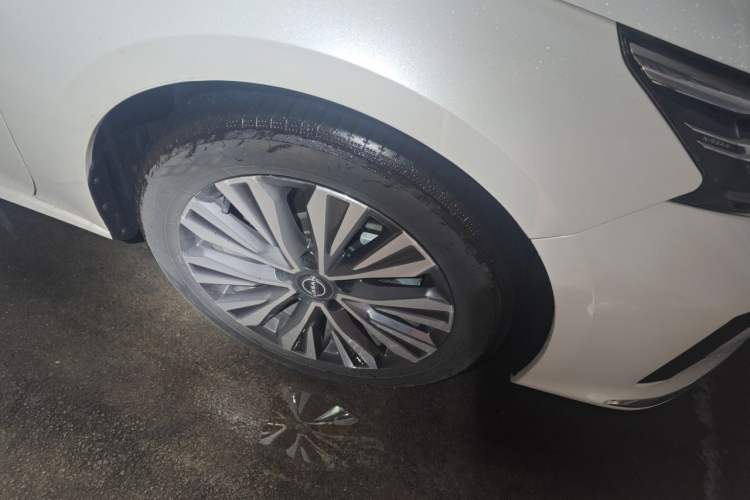 Used Nissan Teana 2024 2.0L XE Genuine Edition Right Front Wheel Hub