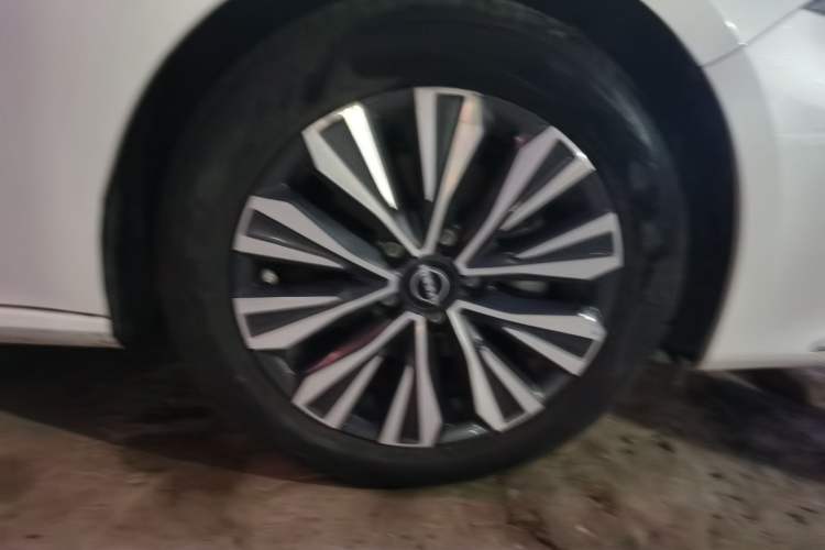 Used Nissan Teana 2024 2.0L XE Genuine Edition Right Front Wheel Hub