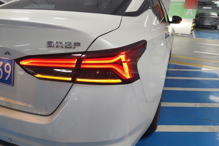 Used Nissan Teana 2024 2.0L XE Genuine Edition Right Rear Taillight