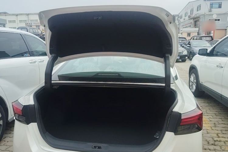 Used Nissan Teana 2024 2.0L XE Genuine Edition Trunk