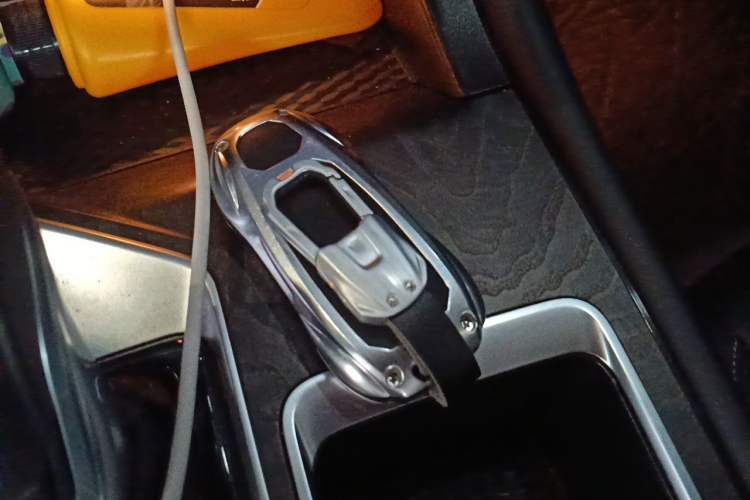 Used Nissan Teana 2024 2.0L SV Black Gold Edition Vehicle Key