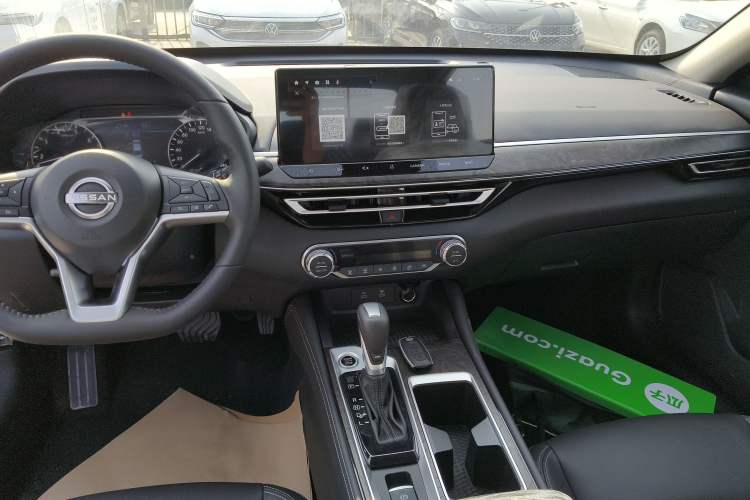 Used Nissan Teana 2025 Model 2.0L XL-TLS Enjoyment Edition Audio And AC Panel