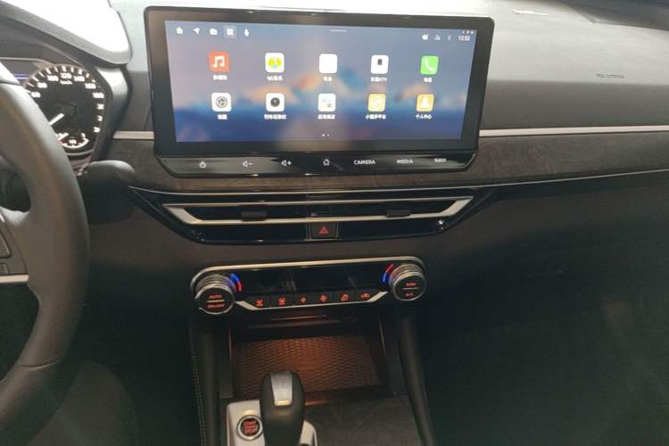 Used Nissan Teana 2025 Model 2.0L XL-TLS Enjoyment Edition Audio And AC Panel