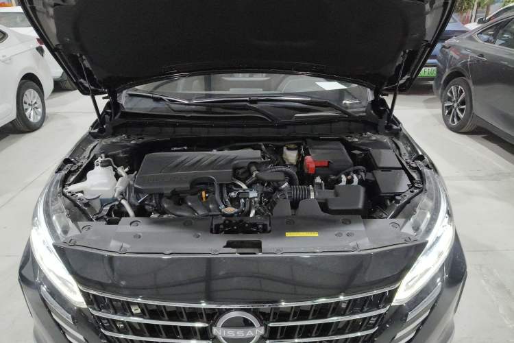 Used Nissan Teana 2025 Model 2.0L XL-TLS Enjoyment Edition Engine Bay