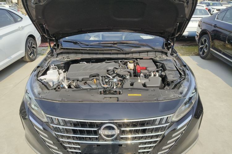 Used Nissan Teana 2025 Model 2.0L XL-TLS Enjoyment Edition Engine Bay