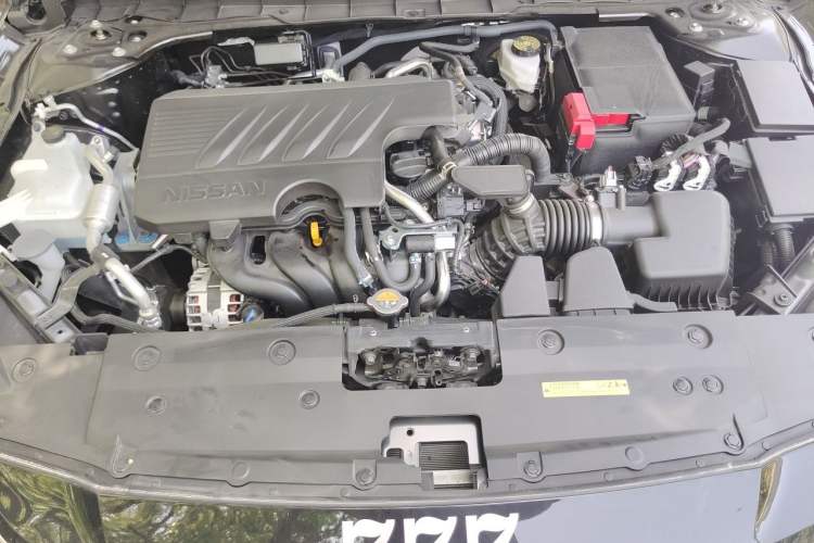Used Nissan Teana 2025 Model 2.0L XL-TLS Enjoyment Edition Engine Bay