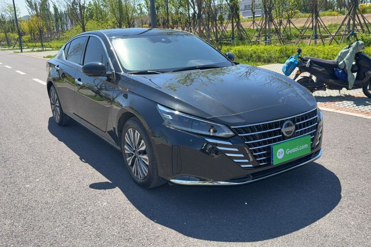 Used Nissan Teana 2025 Model 2.0L XL-TLS Enjoyment Edition Exterior 1