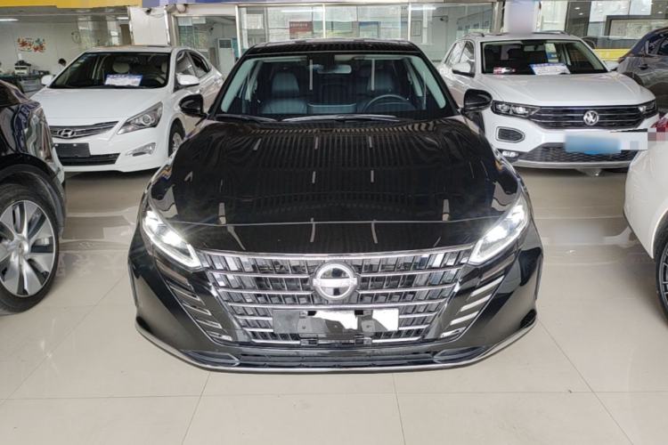 Used Nissan Teana 2025 Model 2.0L XL-TLS Enjoyment Edition Front