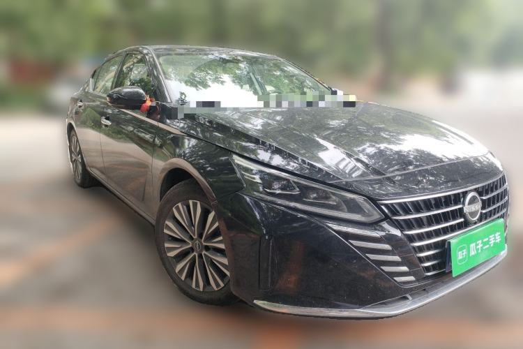 Used Nissan Teana 2025 Model 2.0L XL-TLS Enjoyment Edition Front Right 45 Deg