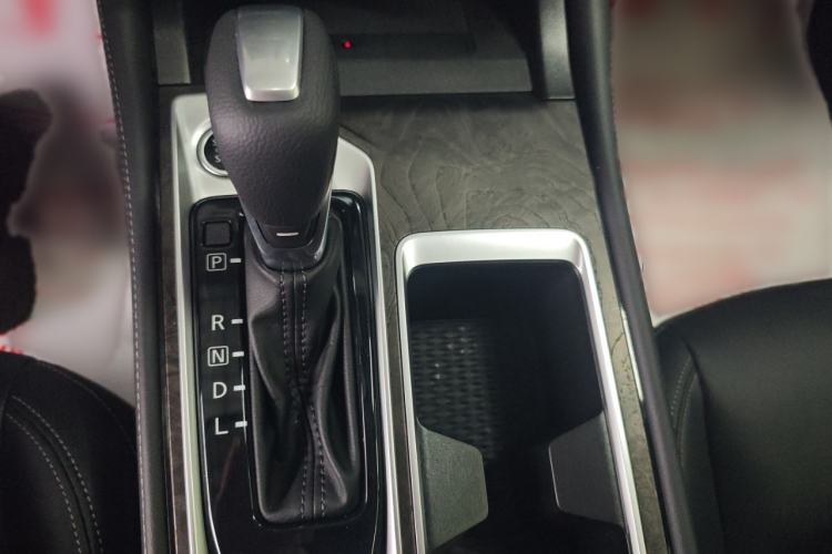 Used Nissan Teana 2025 Model 2.0L XL-TLS Enjoyment Edition Gear Lever