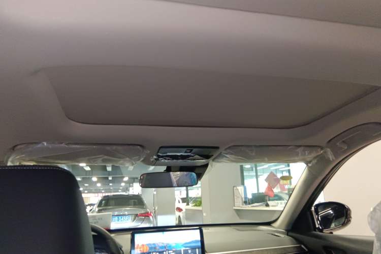 Used Nissan Teana 2025 Model 2.0L XL-TLS Enjoyment Edition Headliner