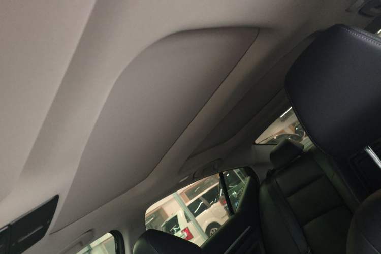 Used Nissan Teana 2025 Model 2.0L XL-TLS Enjoyment Edition Headliner