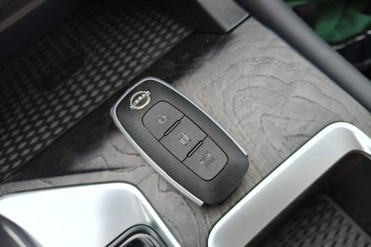 Used Nissan Teana 2025 Model 2.0L XL-TLS Enjoyment Edition Interior 1