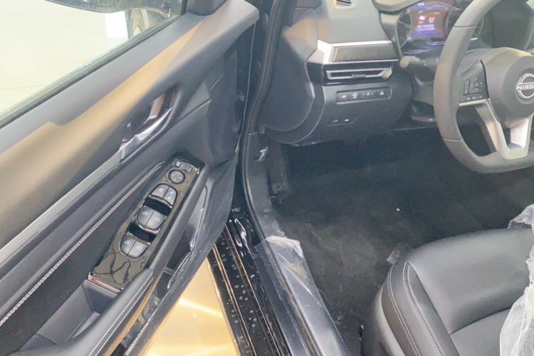 Used Nissan Teana 2025 Model 2.0L XL-TLS Enjoyment Edition Interior 1