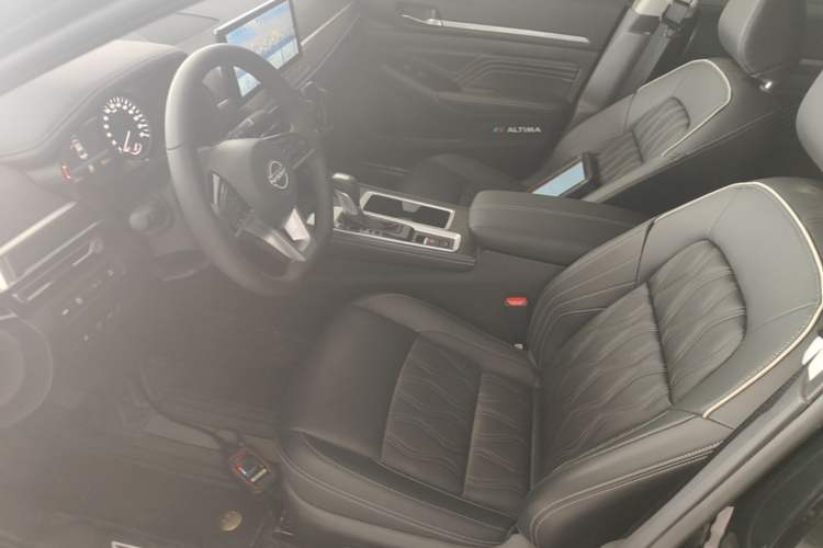 Used Nissan Teana 2025 Model 2.0L XL-TLS Enjoyment Edition Left Front Seat