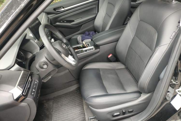 Used Nissan Teana 2025 Model 2.0L XL-TLS Enjoyment Edition Left Front Seat