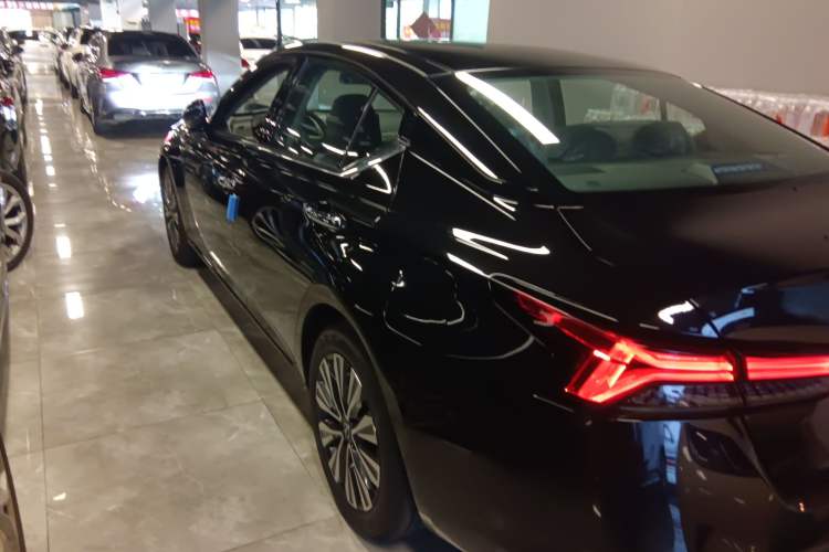 Used Nissan Teana 2025 Model 2.0L XL-TLS Enjoyment Edition Left Side