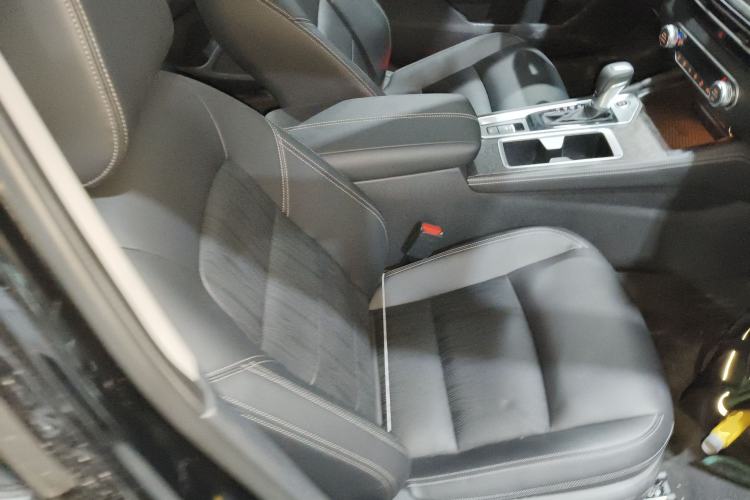 Used Nissan Teana 2025 Model 2.0L XL-TLS Enjoyment Edition Right Front Seat