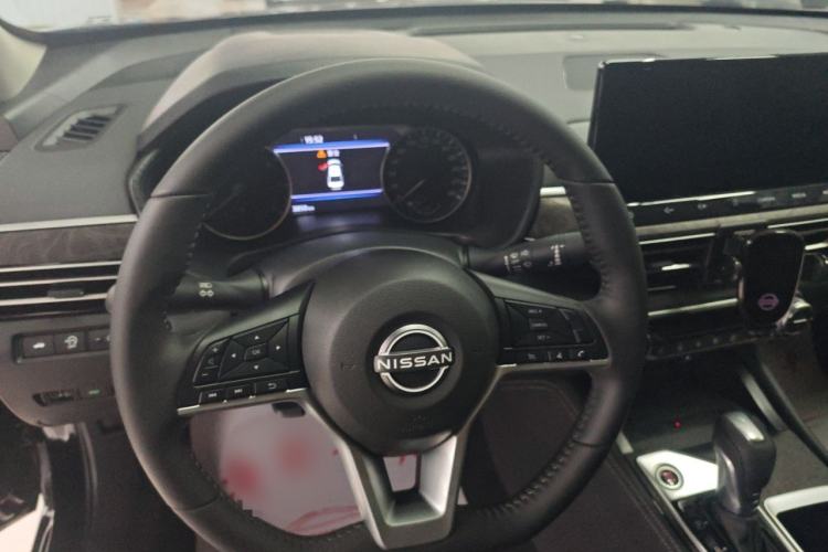 Used Nissan Teana 2025 Model 2.0L XL-TLS Enjoyment Edition Steering Wheel