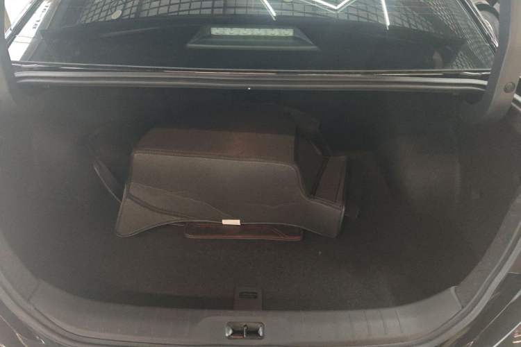 Used Nissan Teana 2025 Model 2.0L XL-TLS Enjoyment Edition Trunk