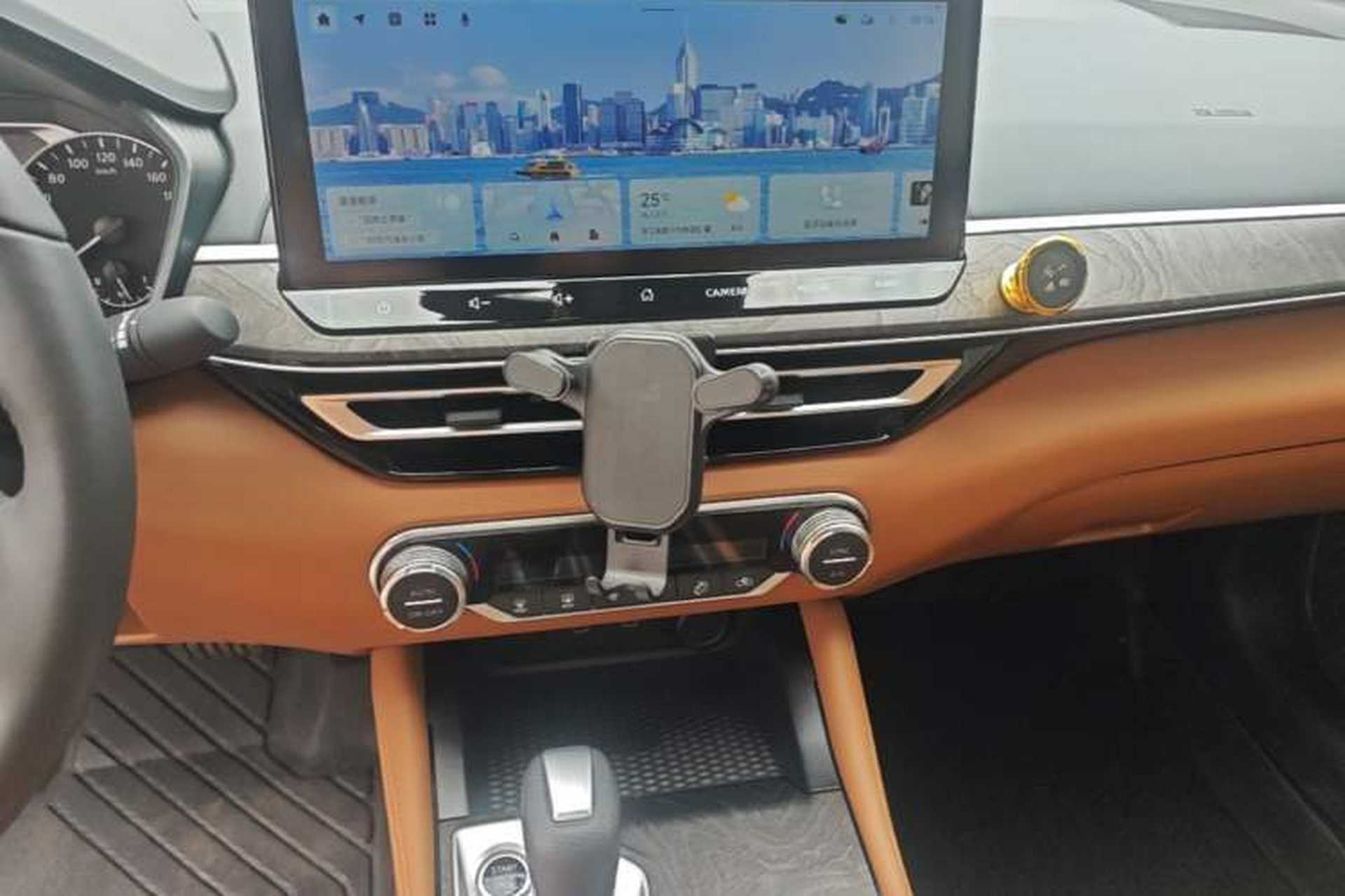 Used Nissan Teana 2025 Model 2.0L XL-TLS Enjoyment Edition Audio And AC Panel