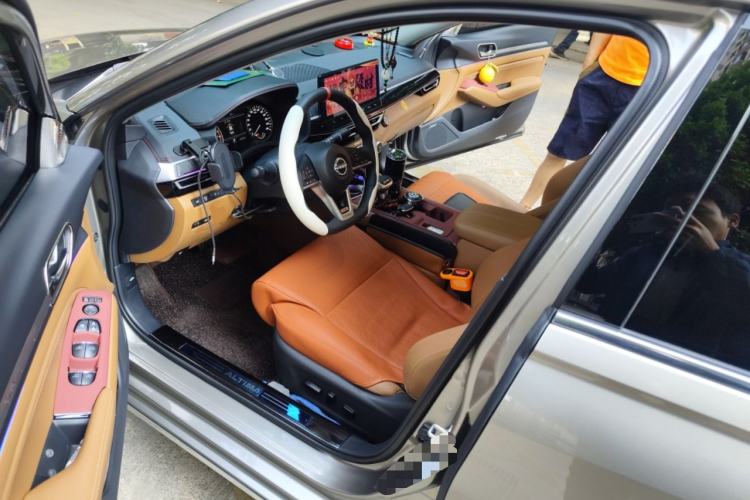 Used Nissan Teana 2025 Model 2.0L XL-TLS Enjoyment Edition Driver Seat