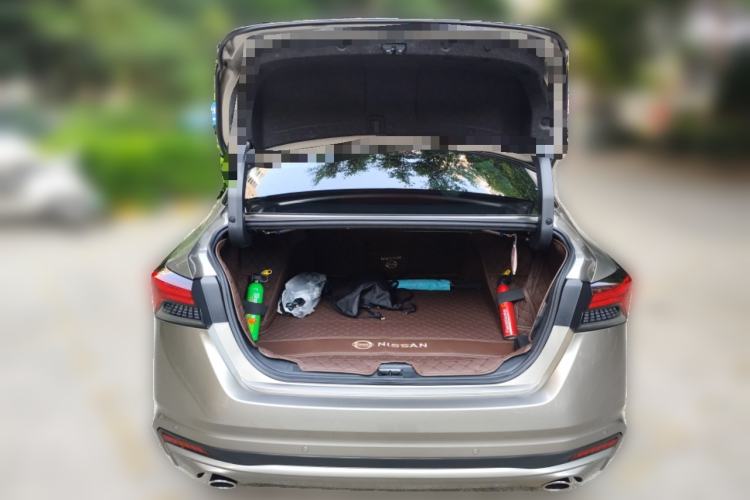 Used Nissan Teana 2025 Model 2.0L XL-TLS Enjoyment Edition Trunk