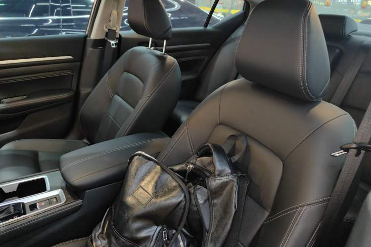 Used Nissan Teana 2025 Model 2.0L XL-TLS Enjoyment Edition Left Front Seat