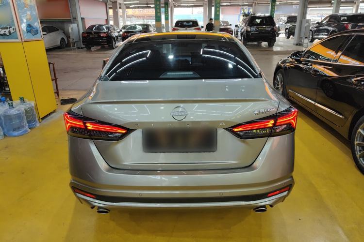 Used Nissan Teana 2025 Model 2.0L XL-TLS Enjoyment Edition Rear
