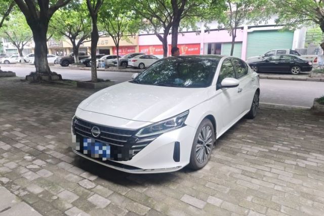 Used Nissan Teana 2025 Model 2.0L XL-TLS Enjoyment Edition