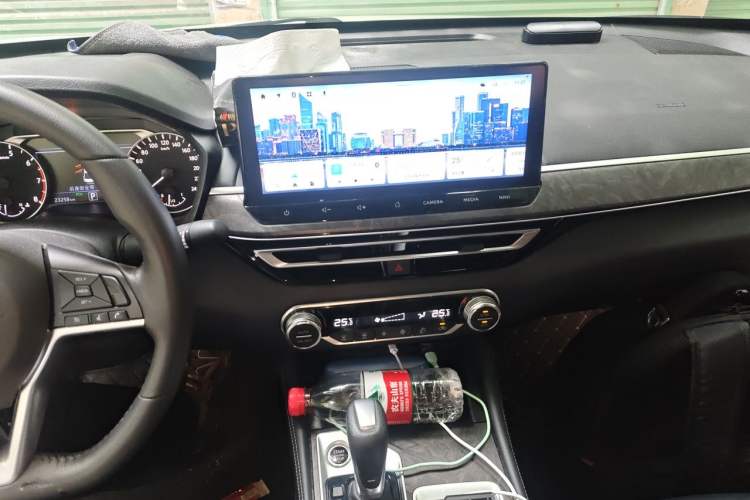 Used Nissan Teana 2025 Model 2.0L XL-TLS Enjoyment Edition Audio And AC Panel