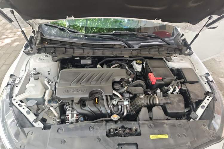 Used Nissan Teana 2025 Model 2.0L XL-TLS Enjoyment Edition Engine Bay