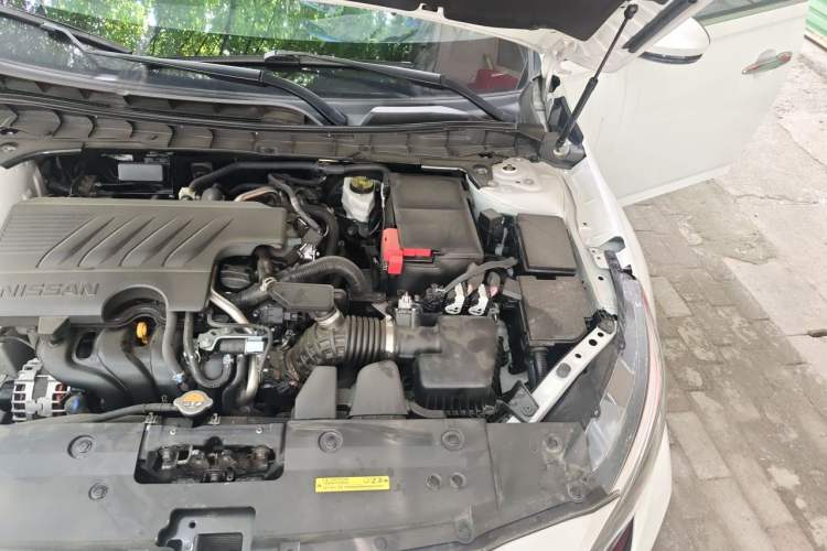 Used Nissan Teana 2025 Model 2.0L XL-TLS Enjoyment Edition Engine Bay Left