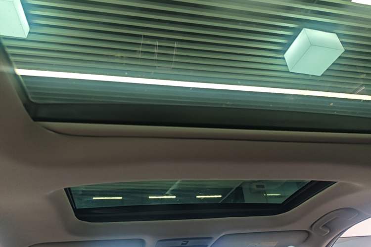 Used Nissan Teana 2025 Model 2.0L XL-TLS Enjoyment Edition Headliner