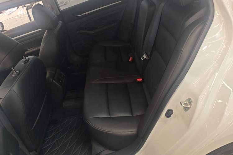 Used Nissan Teana 2025 Model 2.0L XL-TLS Enjoyment Edition Left Rear Seat
