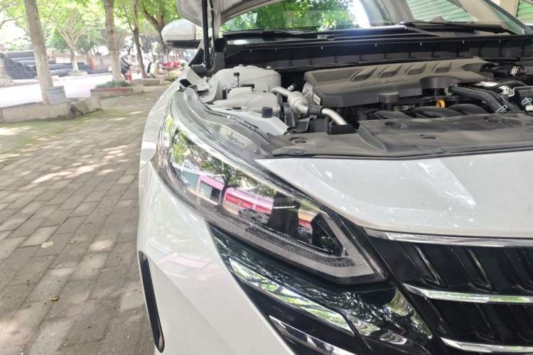 Used Nissan Teana 2025 Model 2.0L XL-TLS Enjoyment Edition Right Front Headlight