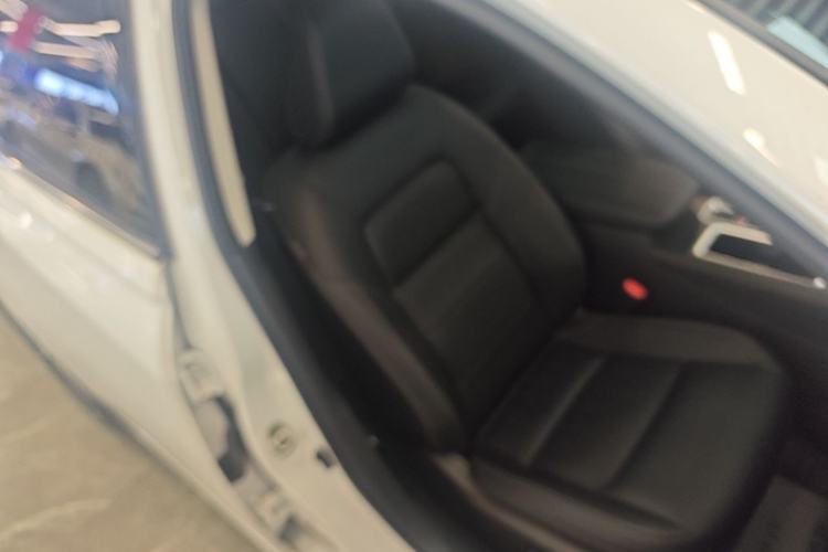 Used Nissan Teana 2025 Model 2.0L XL-TLS Enjoyment Edition Right Front Seat