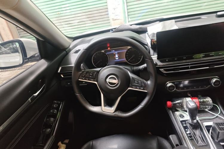 Used Nissan Teana 2025 Model 2.0L XL-TLS Enjoyment Edition Steering Wheel