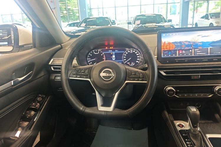 Used Nissan Teana 2025 Model 2.0L XL-TLS Enjoyment Edition Steering Wheel