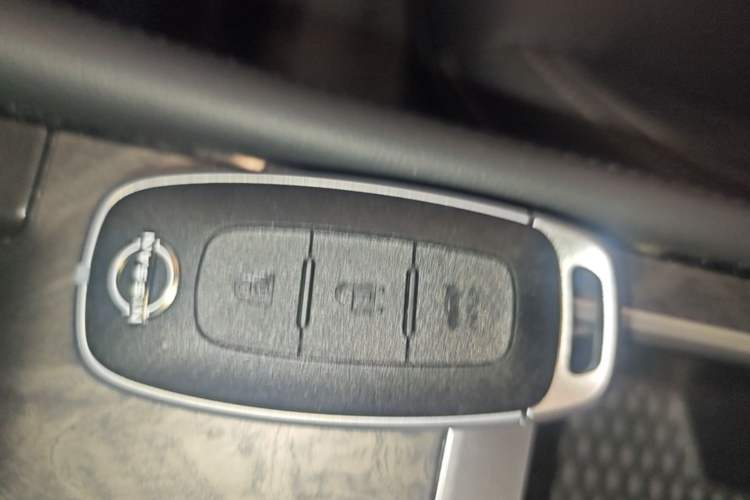 Used Nissan Teana 2025 Model 2.0L XL-TLS Enjoyment Edition Vehicle Key