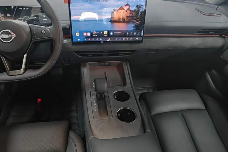 Used Nissan Teana 2026 Model Harmony Cockpit 2.0L Smart Ultra-Comfort Edition Audio And AC Panel